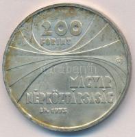 1975. 200Ft Ag "Magyar Tudományos Akadémia" T:2 patina Adamo EM47