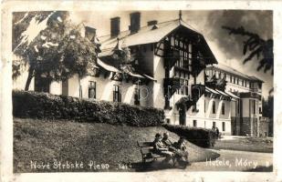 16 db régi csehszlovák városképes lap / 16 pre-1945 Czechoslovakian town-view postcards