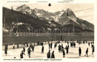 Garmisch-Partenkirchen, Olympia Kunsteis Stadion gegen Zugspitzmassiv / Olympic ice stadium, ice skating rink, ice skaters, Zugspitze mountain