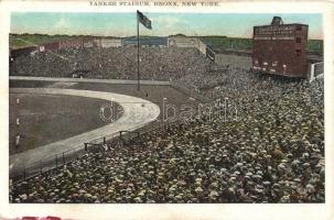 Bronx, New York; Yankee Stadium, baseball team, baseball match, American flag, crowd (EK)