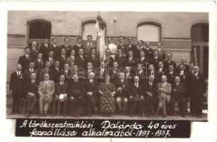 1937 A Törökszentmiklósi Dalárda 40 éves fennállása alkalmából. csoportkép / Hungarian singery group photo by Zolnay