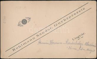 cca 1900 Anya gyermekeivel, nagyméretű keményhátú fotó Kohlmann Sándor ungvári műterméből, retusált,...