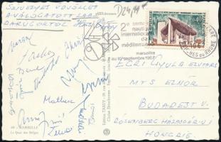 1967 Válogatott labdarúgók aláírásai (Albert Flórián, Mátrai, Ihász, Bene, Farkas, Káposzta...stb.) Egri Gyula MTS elnöknek Marseille-ből küldött képeslapon