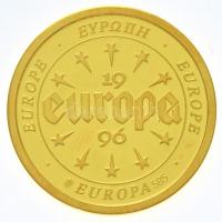 1996. "Európa - Ausztria" Au emlékérem (3,10g/0.585/20mm) T:PP 
1996. "Europe - Öste...