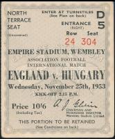 1953 Magyarország-Anglia, a legendás 6:3-as labdarúgó mérkőzés meccsfüzete, és egy belépőjegy a Wemb...