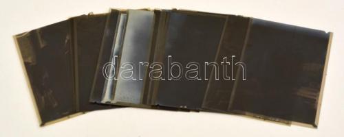 1955 Bieder K. budapesti kovácsmesterről, a műhelyében és lakásában készült, professzionális képripo...