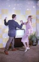 cca 1965 Televíziós készülék professzionális reklámja, Kotnyek Antal (1921-1990) budapesti fotóripor...