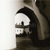1982 Kecskeméti városképek, a szélmalommal, Menesdorfer Lajos (1941-2005) budapesti fotóművész hagya...
