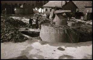 cca 1953 Budapest, a ,,földalatti villamos" (mai értelemben metró) építkezéséről készült riport...