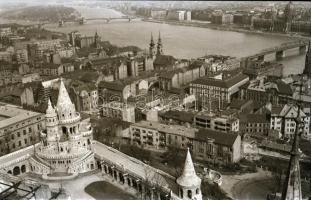 cca 1955 Budapesti várostörténeti felvételek, Kotnyek Antal (1921-1990) budapesti fotóriporter hagya...