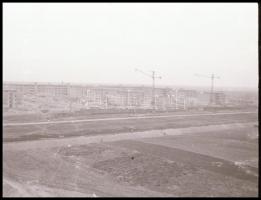 cca 1954 Sztálinváros építése, Kotnyek Antal (1921-1990) budapesti fotóriporter hagyatékából 58 db v...