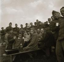 1942-1943 Katonai felvételek, Thöresz Dezső (1902-1963) békéscsabai gyógyszerész és fotóművész szolg...