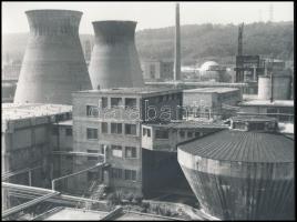 cca 1977 Kazincbarcika, Menesdorfer Lajos (1941-2005) budapesti fotóművész hagyatékából, 13 db vinta...