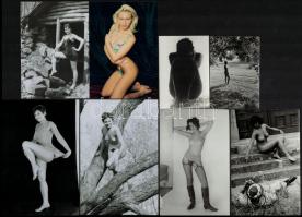 cca 1970 és 1989 között készült, szolidan erotikus felvételek, 11 db vintage fotó és/vagy mai nagyítás + 8 db vintage negatív, 24x36 mm és 25x18 cm között