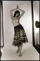 cca 1971 és 1987 között készült, szolidan erotikus felvételek, 12 db vintage fotó és/vagy mai nagyít...