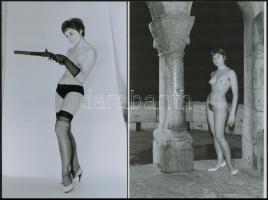 cca 1972 és 1989 között készült, szolidan erotikus felvételek, 10 db vintage fotó és/vagy mai nagyít...