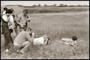 Mezei virágszál - cca 1975-ben készült, szolidan erotikus felvételek, 38 db vintage negatív, 24x36 m...