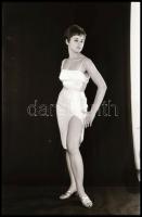 Kellemes időtöltés - cca 1973 és 1986 között készült, szolidan erotikus felvételek, 10 db vintage és...