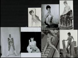 Ruha nélkül szabadon - cca 1973 és 1989 között készült, szolidan erotikus felvételek, 10 db vintage fotó és/vagy mai nagyítás + 6 db vintage negatív (6x6 cm), a negatívok és a papírképek között nincs összefüggés, 9x6 cm és 25x18 cm között