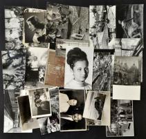 1910 és 1990 között készült fényképek vegyes tétele, sokféle témáról, 1001 db vintage - túlnyomó rés...