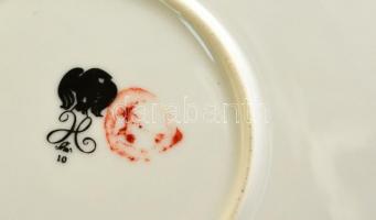 Hollóházi Szász Endre tervezte falitál, matricás, jelzett, hibátlan, d:24,5 cm