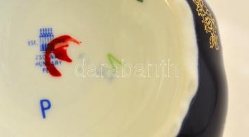 Zsolnay Pompadour mintás váza, kézzel festett, jelzett, hibátlan, m: 18 cm