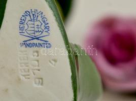 Herendi porcelán rózsa, 7 db, jelzett, kézzel festett, néhányon apró lepattanással, egyik ragasztva