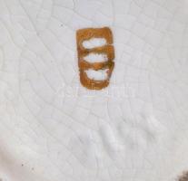 Victoria porcelán bonbonier, matricás, jelzett, kopott, d: 10,5 cm