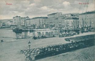 Fiume, Rijeka; Riva Szapáry. Divald Károly 1706-1907. / quay with ships
