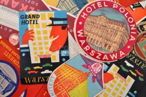 76 db vegyes hotelcímke