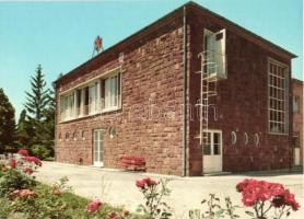 20 db MODERN magyar városképes lap vörös csillaggal / 20 modern Hungarian town-view postcards with r...