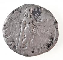 Római Birodalom / Laodicea / Julia Domna 193-194. Denár Ag (2,43g) T:2-,3
Roman Empire / Laodicea /...