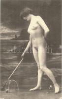 Vintage erotic nude lady playing croquet. HM Faszination Aktphotographie 1850-1930.