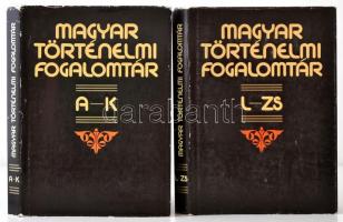 Bán Péter(szerk.): Magyar történelmi fogalomtár I-II. kötet. Bp., 1989, Gondolat. Kiadói egészvászon kötés, papír védőborítóval, jó állapotban.