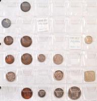 ~150db-os vegyes külföldi fémpénz tétel albumba rendezve, közte Nepál, Hollandia, Új-Zéland, Nicarag...