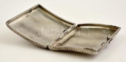 Ezüst(Ag) cigarettatárca, jelzett, 8×6 cm, nettó: 91,5 g