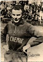 Siegfried Hermann (SC Chemie Halle). Kandidaten für die Olympischen Sommerspiele / German long-distance runner, Candidates of the 1960 Summer Olympics in Rome (non PC) (tiny holes)