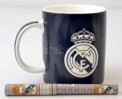 Real Madrid bögre, kopásnyomokkal, m: 9,5 cm + Real Madrid toll
