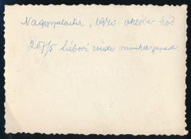 1940 Nagyszalonta, tábori zsidó munkásszázad, 1940. október hó, hátoldalán feliratozva, 8x6 cm