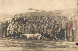 1921 Csapatfotó a Muresul-Dácia labdarúgó mérkőzésről / Transylvanian football players group photo