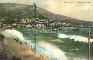 Yalta, quay, bridge, boats, carriages (EK)