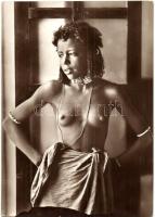 7 db RÉGI motívumos képeslap; folklór, erotika / 7 pre-1945 motive postcards; nude women, folklore