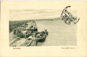 Szolnok, Tisza folyó, hajó kikötő, csónakok, Duna hajó. W. L. Bp. 6503. (EK)