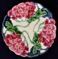 Körmöcbányai szecessziós tányér, mázas, jelzett, apró máz hibákkal, hajszálrepedéssel, d: 17 cm