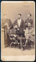 cca 1860-1870 Csoportkép férfiakkal, keményhátú fotó, Pozsony, Kozics Ede műterméből, 10x6 cm.