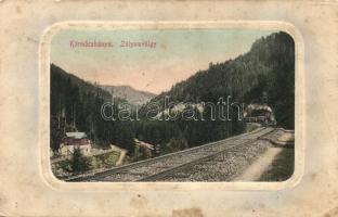 Körmöcbánya, Kremnitz, Kremnica; Zólyomvölgy, vasúti sínek, gőzmozdony. Kiadja Holzmann Gyula / railway tracks, locomotive (kis szakadás / small tear)