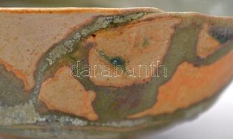 Gorka Lívia (1925-2011): Amorf tálka, mázas kerámia, jelzett, hibátlan, d: 11,5 cm, m: 5,5 cm