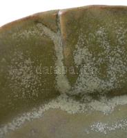 Gorka Lívia (1925-2011): Amorf tálka, mázas kerámia, jelzett, hibátlan, d: 11,5 cm, m: 5,5 cm