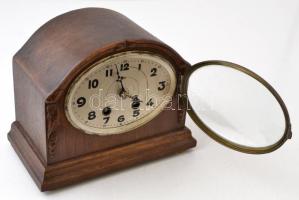 Haller AG. felesütős asztali óra. Az órarész működik, az ütős részen egy rugó szakadt. Felhúzókulccs...