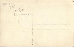 1918 Postagalamb röptetés / WWI K.u.k. military homing pigeon with soldiers. photo